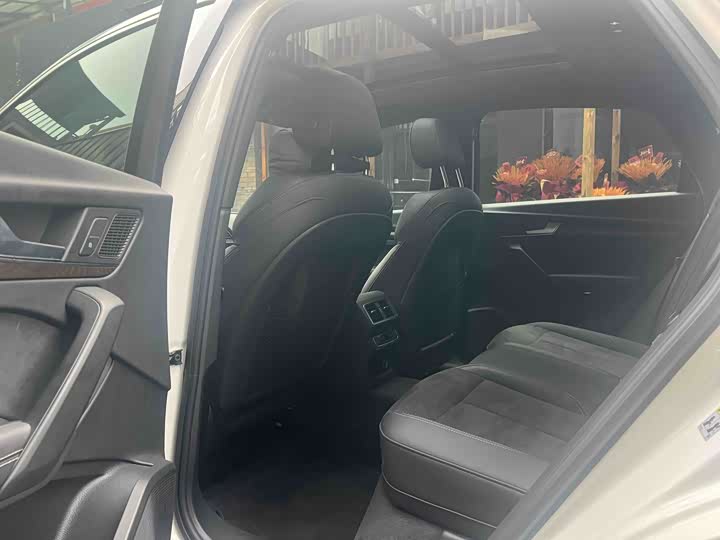 Audi Q5L Sportback 2022 2022款 45 TFSI 豪华型