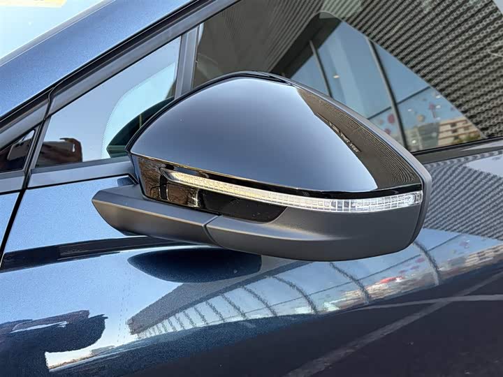 Audi Q4 e-tron 2024 2024款 50 e-tron quattro 创境曜夜版