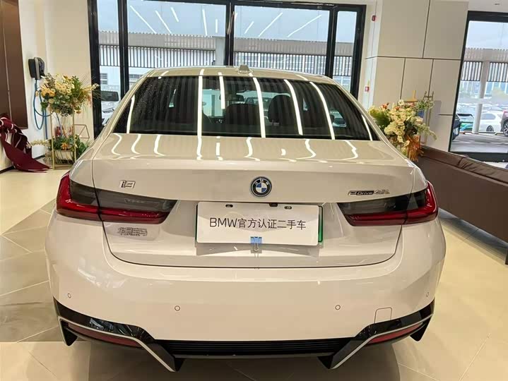 BMW i3 2025 2025款 eDrive 40 L 曜夜套装