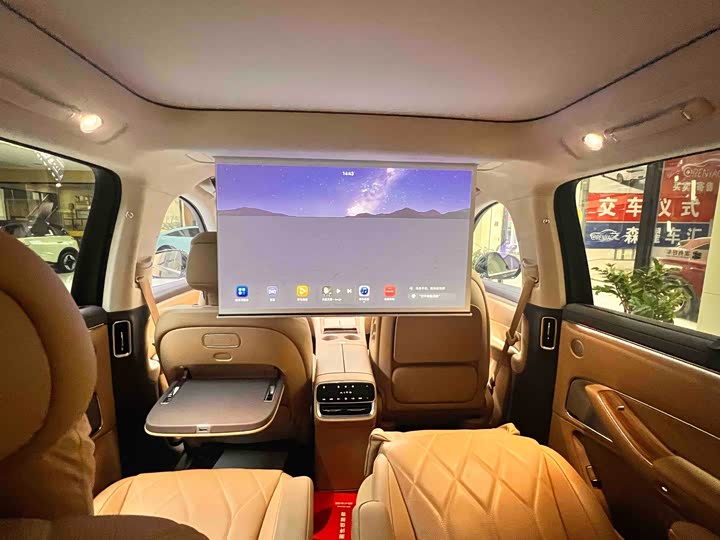 Aito M8 2025 2025款 增程 Ultra版 53.4kWh 6座版