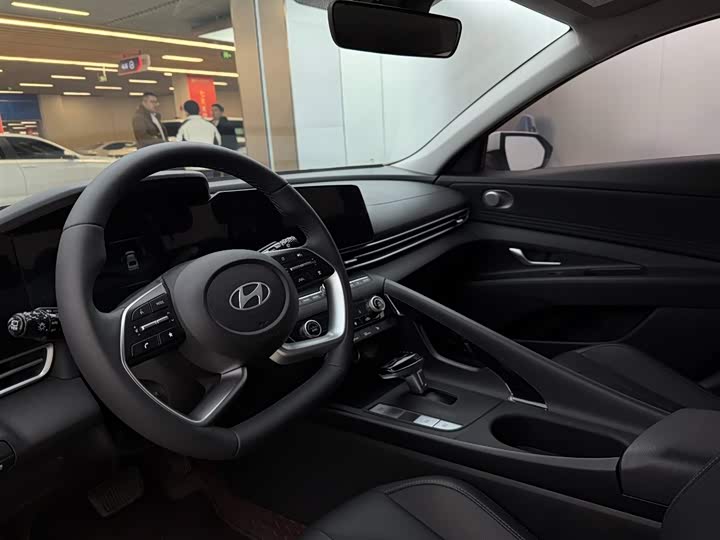 Hyundai Elantra N line 2023 2023款 1.5L CVT LUX尊贵版