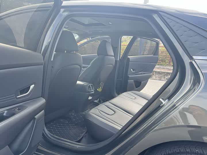 Hyundai Elantra N line 2023 2023款 1.5L CVT GLX精英版