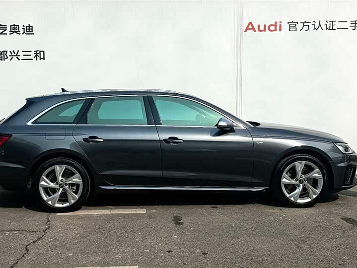 Audi A4 2022 2022款 Avant 40 TFSI 时尚动感型