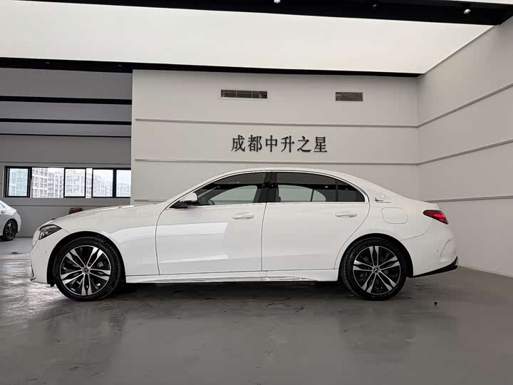 2025 Mercedes-Benz C-Class Hybrid