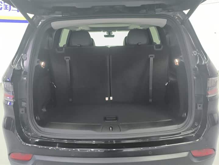 Jeep Grand Commander 2020 2020款 2.0T 两驱精英版