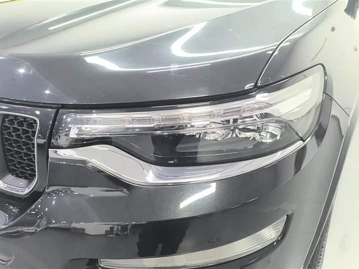 Jeep Grand Commander 2020 2020款 2.0T 两驱精英版