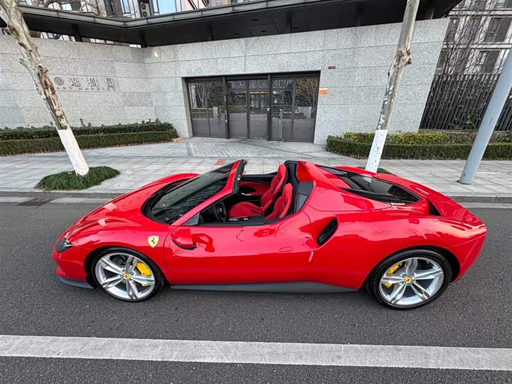 2022 Ferrari 296