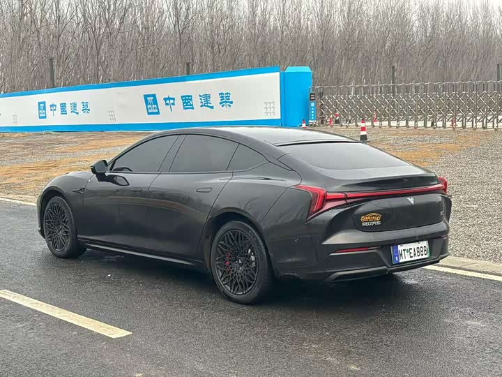 Hozon S 2022 2022款 纯电 650km 四驱大版