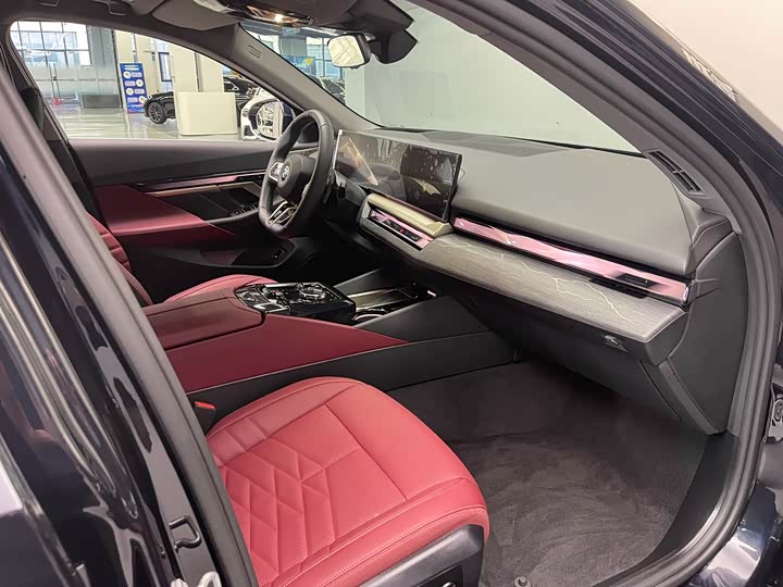 BMW 5 Series 2024 2024款 530Li 尊享型 M运动套装