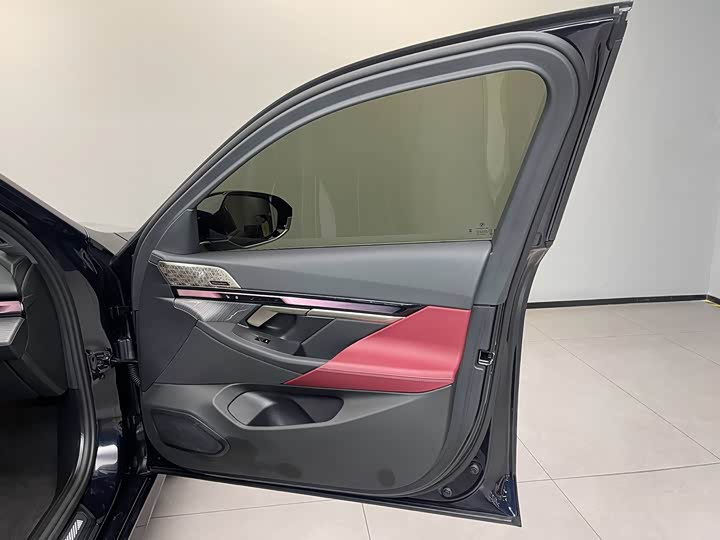 BMW 5 Series 2024 2024款 530Li 尊享型 M运动套装