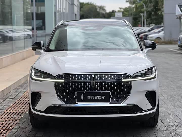 Lincoln Corsair 2025 2025款 2.0T 两驱尊享版