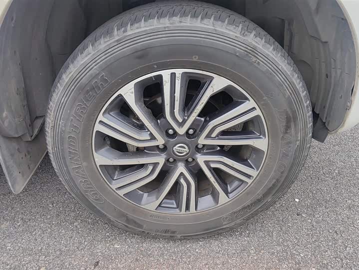 Nissan Terra 2020 2020款 2.5L XL Upper 4WD 自动四驱豪华版