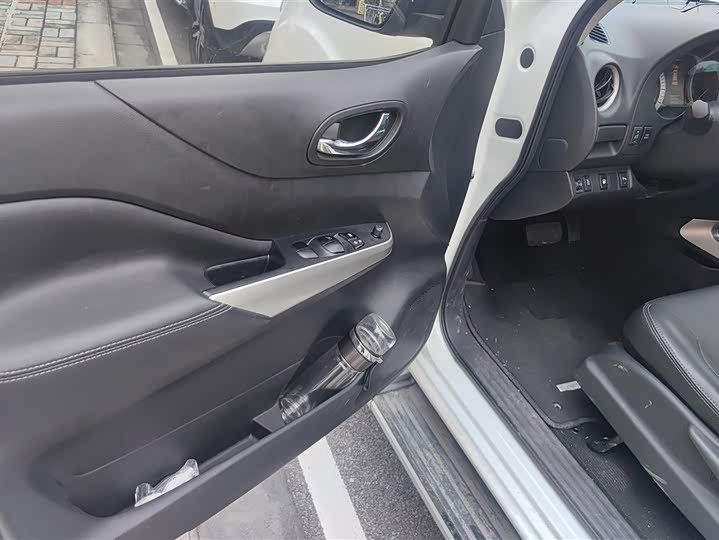 Nissan Terra 2020 2020款 2.5L XL Upper 4WD 自动四驱豪华版