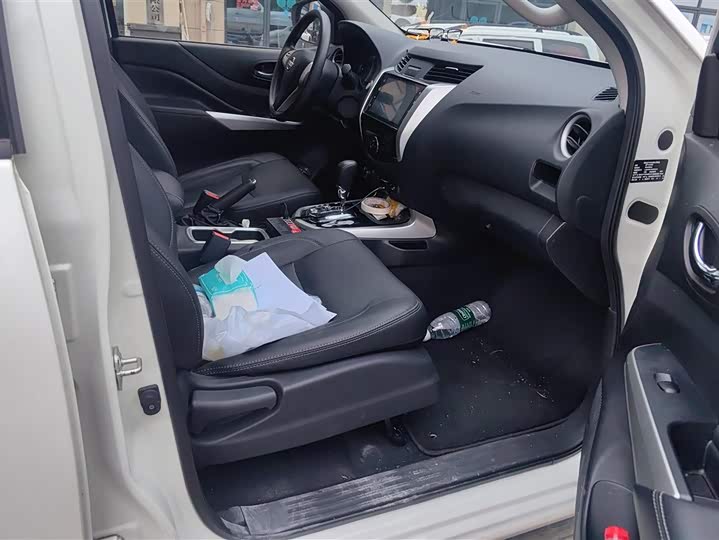 Nissan Terra 2020 2020款 2.5L XL Upper 4WD 自动四驱豪华版