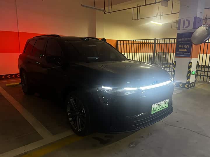 Leapmotor C16 2026 2026款 纯电 630激光雷达智尊版 5座