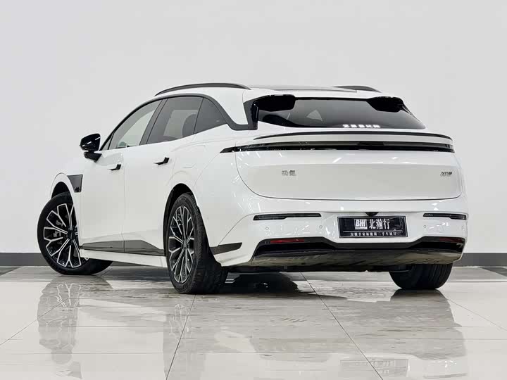 Zeekr 007 GT 2025 2025款 后驱智驾版 75kWh