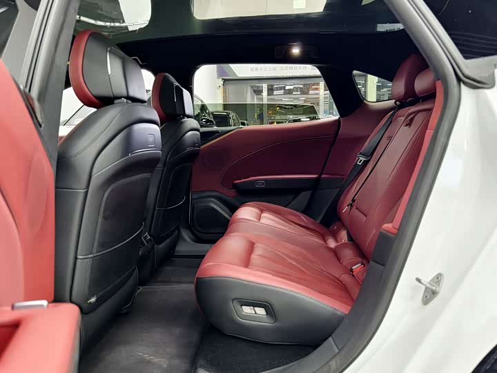 Zeekr 007 GT 2025 2025款 后驱智驾版 75kWh