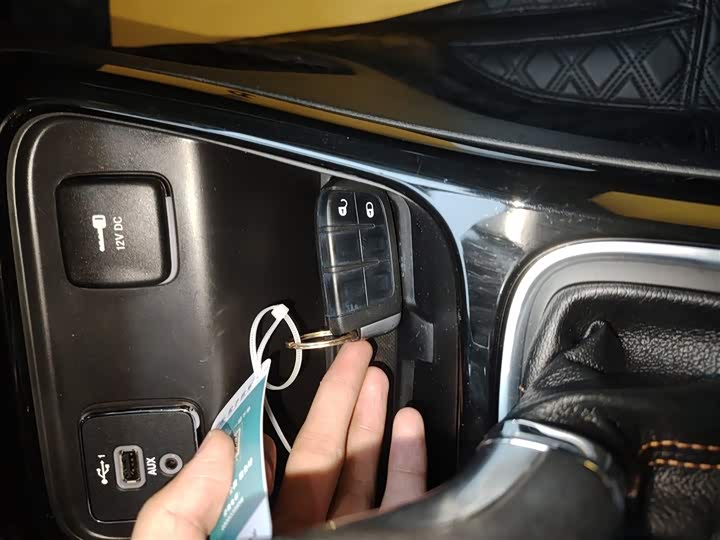 Jeep Compass 2020 2020款 220T 自动精英版