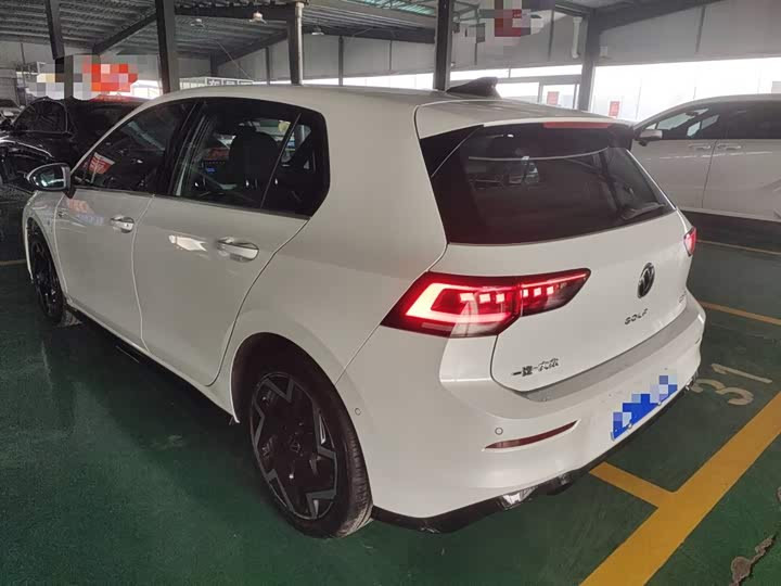 2025 Volkswagen Golf