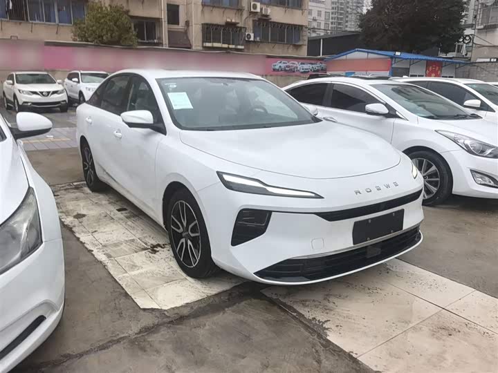 2025 Roewe D6