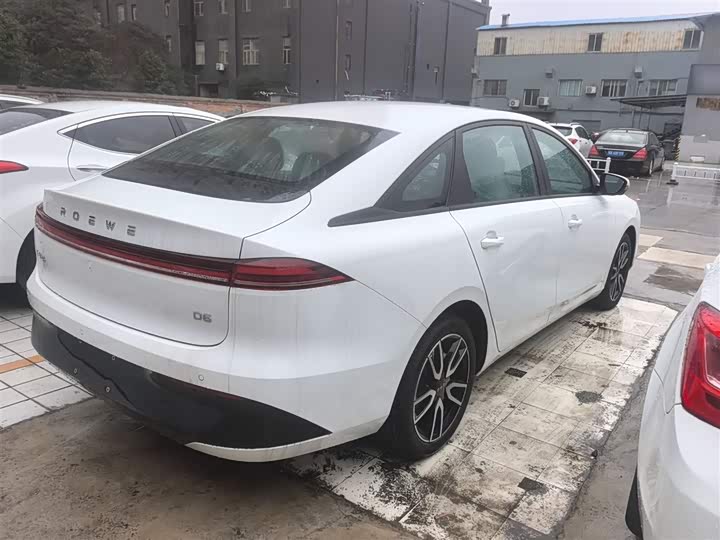 Roewe D6 2025 2025款 450km 尊享版
