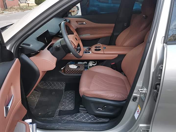 Changan UNI-Z Hybrid 2024 2024款 蓝鲸智电iDD 125km 超越型