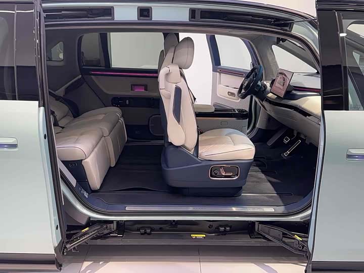 Zeekr Mix 2025 2025款 长续航智驾版