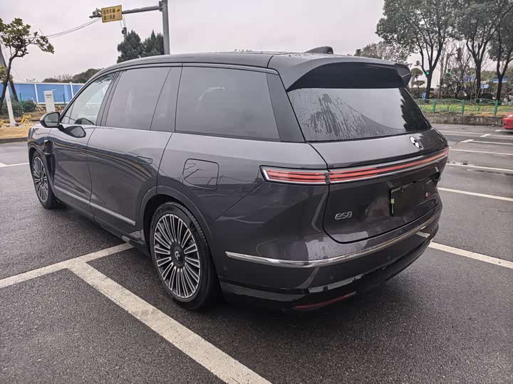 Nio ES8 2026 2026款 六座行政豪华版