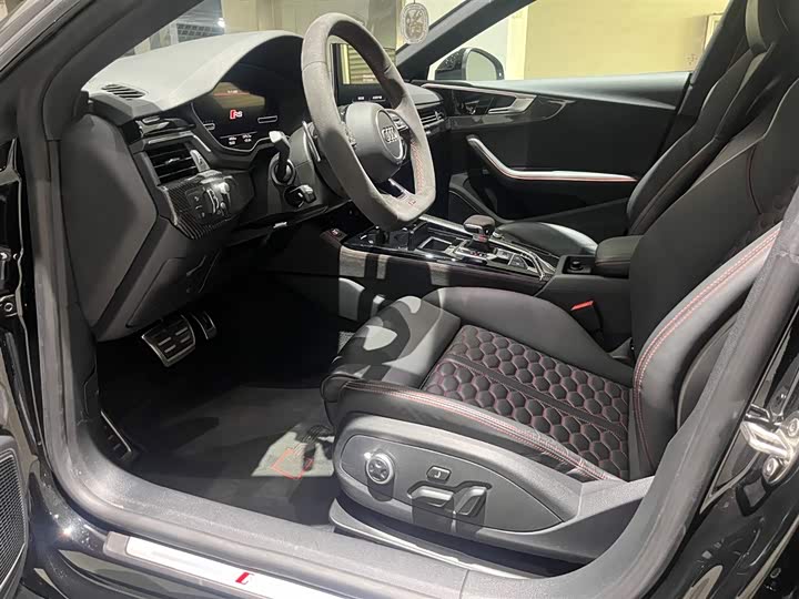 Audi RS 5 2024 2024款 RS 5 2.9T Sportback 燃擎版