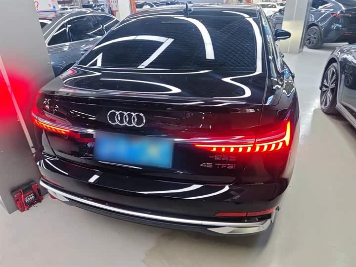 Audi A6L 2025 2025款 45 TFSI 臻选动感型+通风舒享包