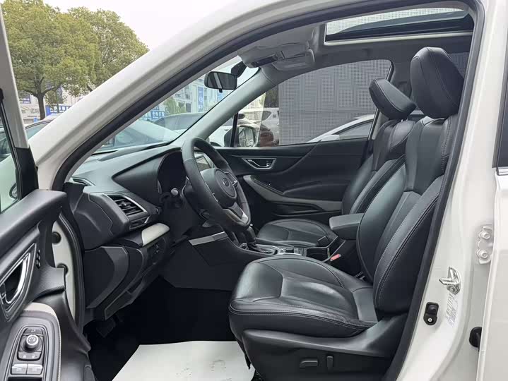 Subaru Forester 2022 2022款 2.0i AWD豪华版