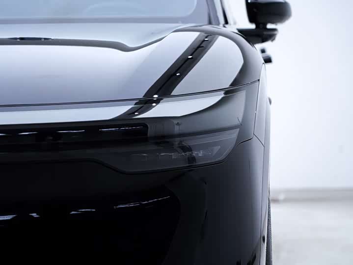 Zeekr 7X 2025 2025款 100kWh 长续航后驱智驾版