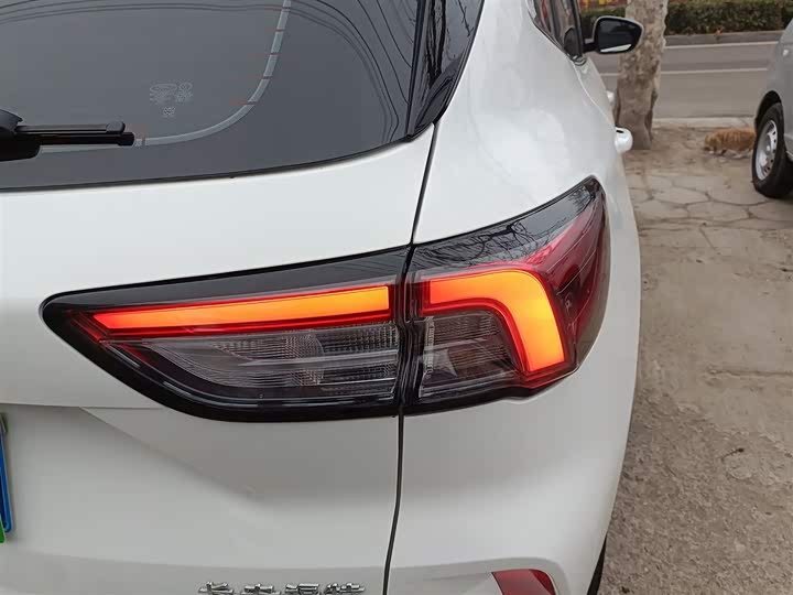 Ford Escape 2024 2024款 EcoBoost 245 两驱耀享款