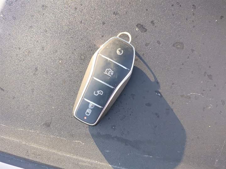 BYD Song Pro Hybrid 2025 2025款 第二代 智驾版 DM-i 115KM超越型