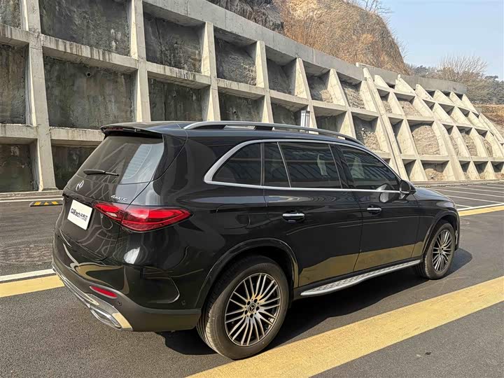 Mercedes-Benz GLC-Class 2025 2025款 改款 GLC 300 L 4MATIC 动感型 5座