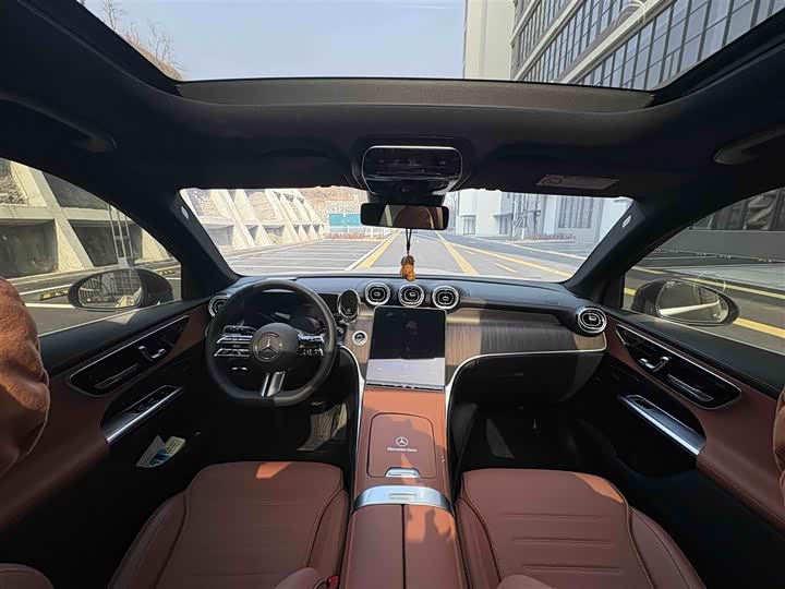 Mercedes-Benz GLC-Class 2025 2025款 改款 GLC 300 L 4MATIC 动感型 5座