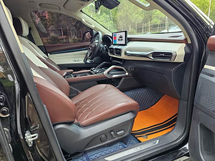 Maxus Territory 2023 2023款 2.0T 暴走旗舰版 6座