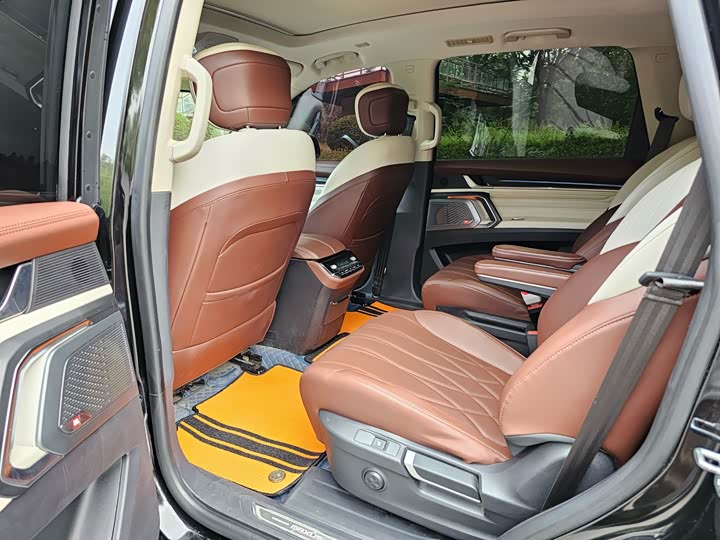 Maxus Territory 2023 2023款 2.0T 暴走旗舰版 6座