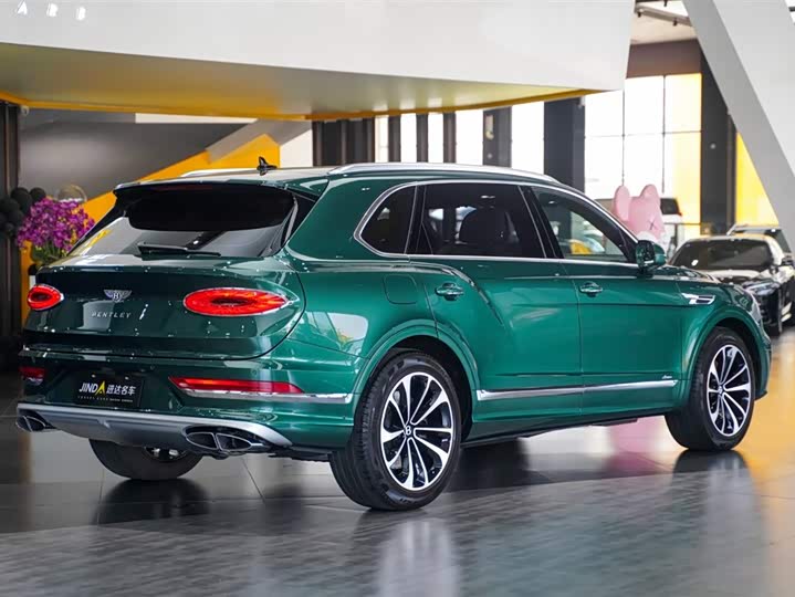 Bentley Bentayga 2023 2023款 4.0T V8 长轴距雅度版
