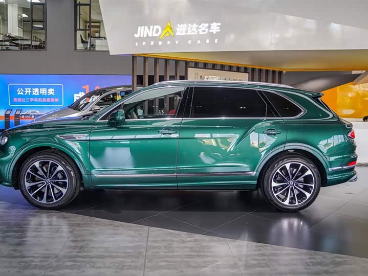 Bentley Bentayga 2023 2023款 4.0T V8 长轴距雅度版
