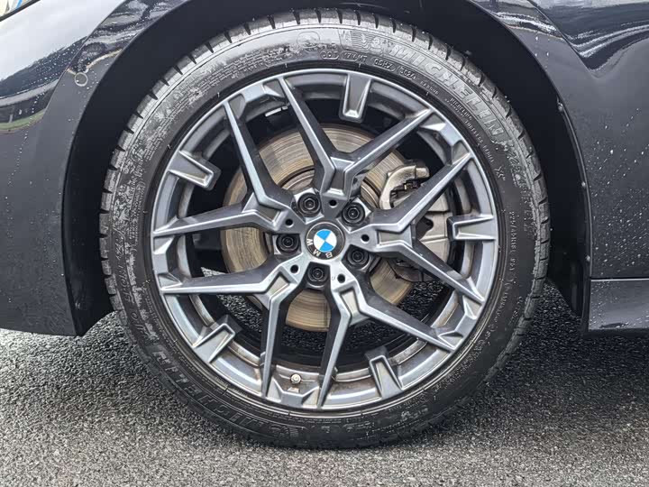 BMW 3 Series 2025 2025款 330Li 尊享型 M运动曜夜套装