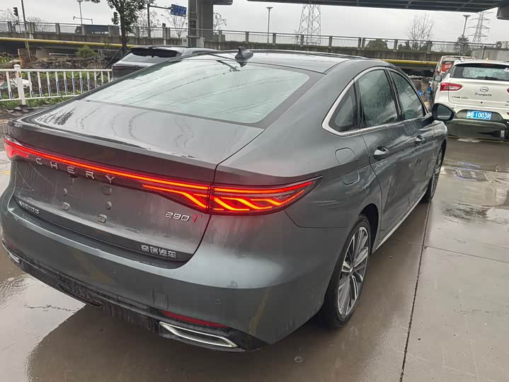 Chery Arrizo 8 Pro 2025 2025款 1.6T DCT 豪华型+