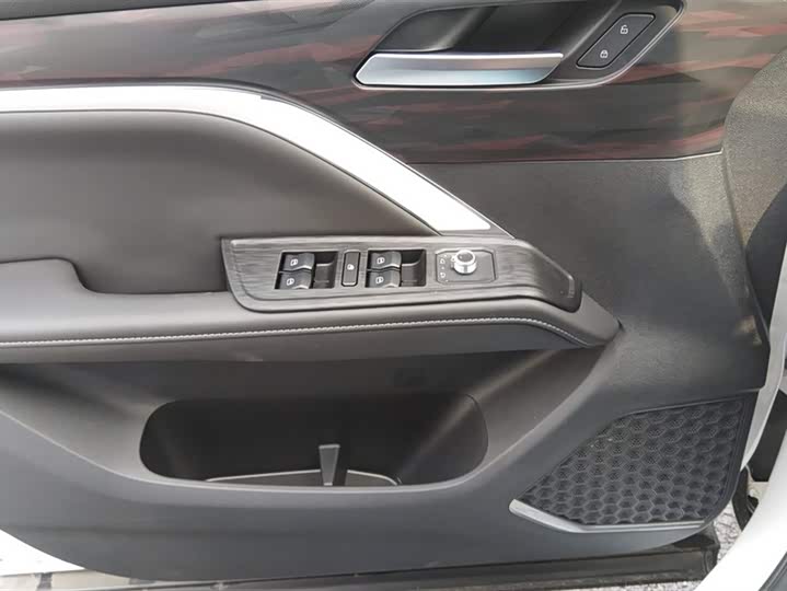 Haval H6 2025 2025款 1.5T 国潮都市版