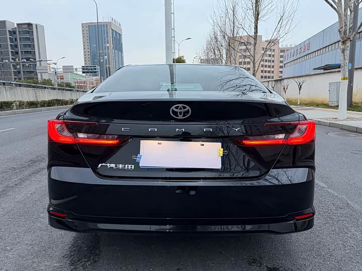 Toyota Camry 2026 2026款 2.0GVP 豪华版