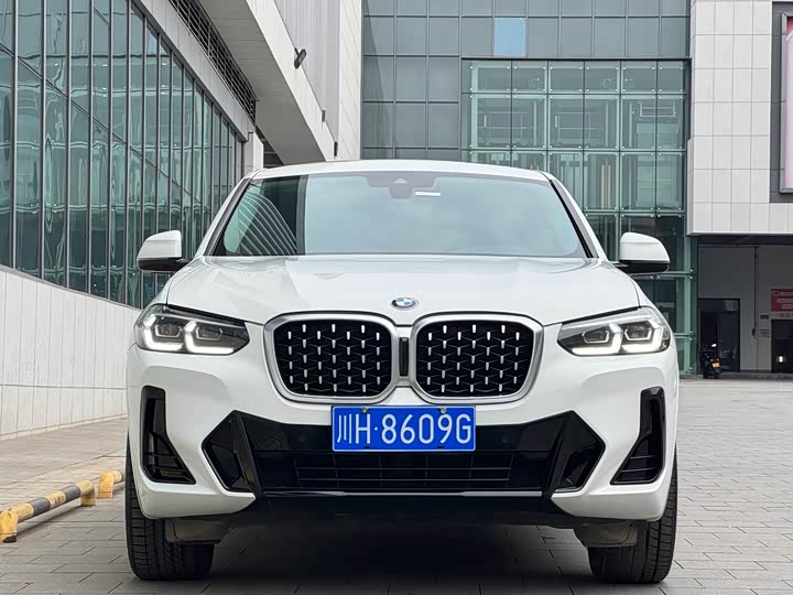 BMW X4 2022 2022款 xDrive 25i M运动套装