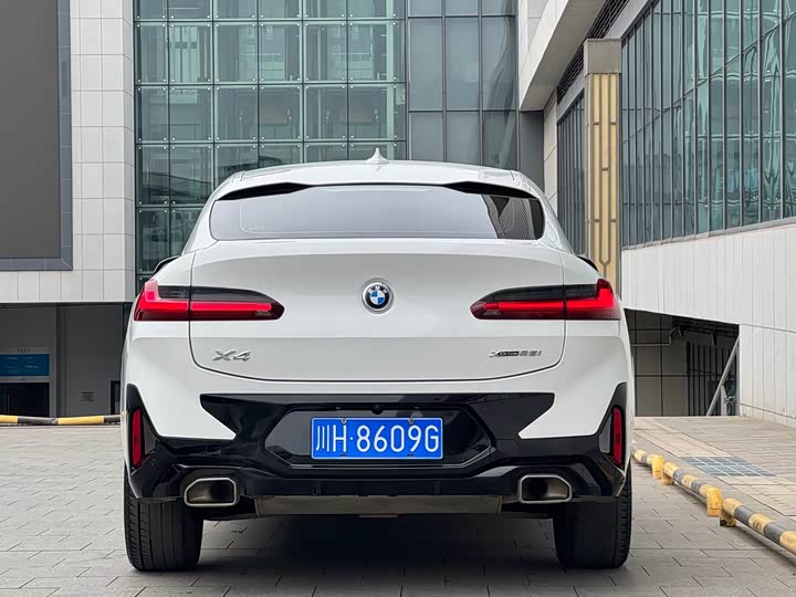 BMW X4 2022 2022款 xDrive 25i M运动套装