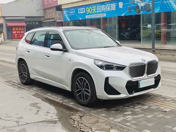 BMW iX1 2025 2025款 eDrive25L M运动套装