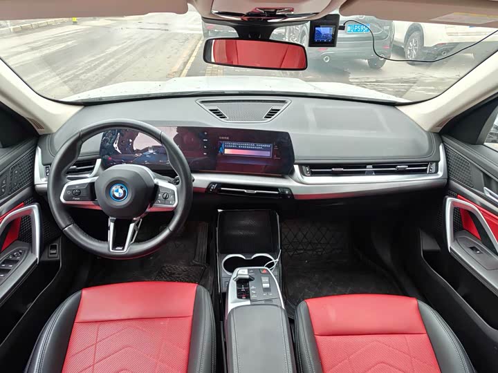 BMW iX1 2025 2025款 eDrive25L M运动套装