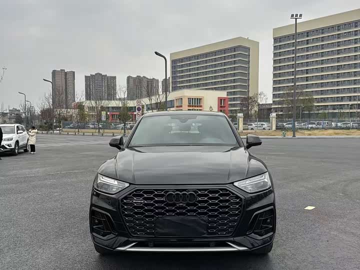 2024 Audi Q5L Sportback