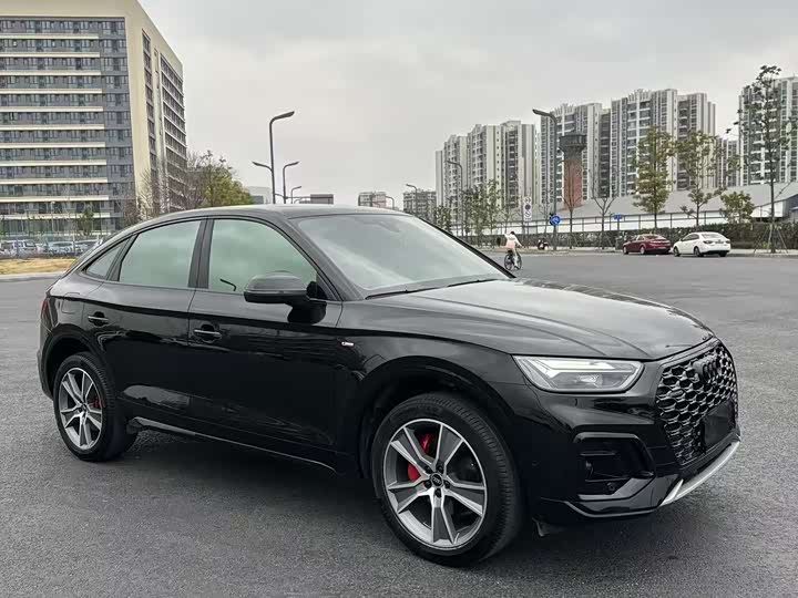 2024 Audi Q5L Sportback